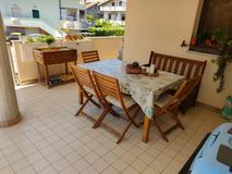 Appartamento con terrazzo in ottime condizioni in Vendita